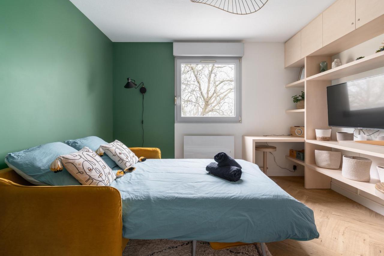 Studio Refait A Neuf Avec Parking En Bord De Loire Nantes Exterior foto