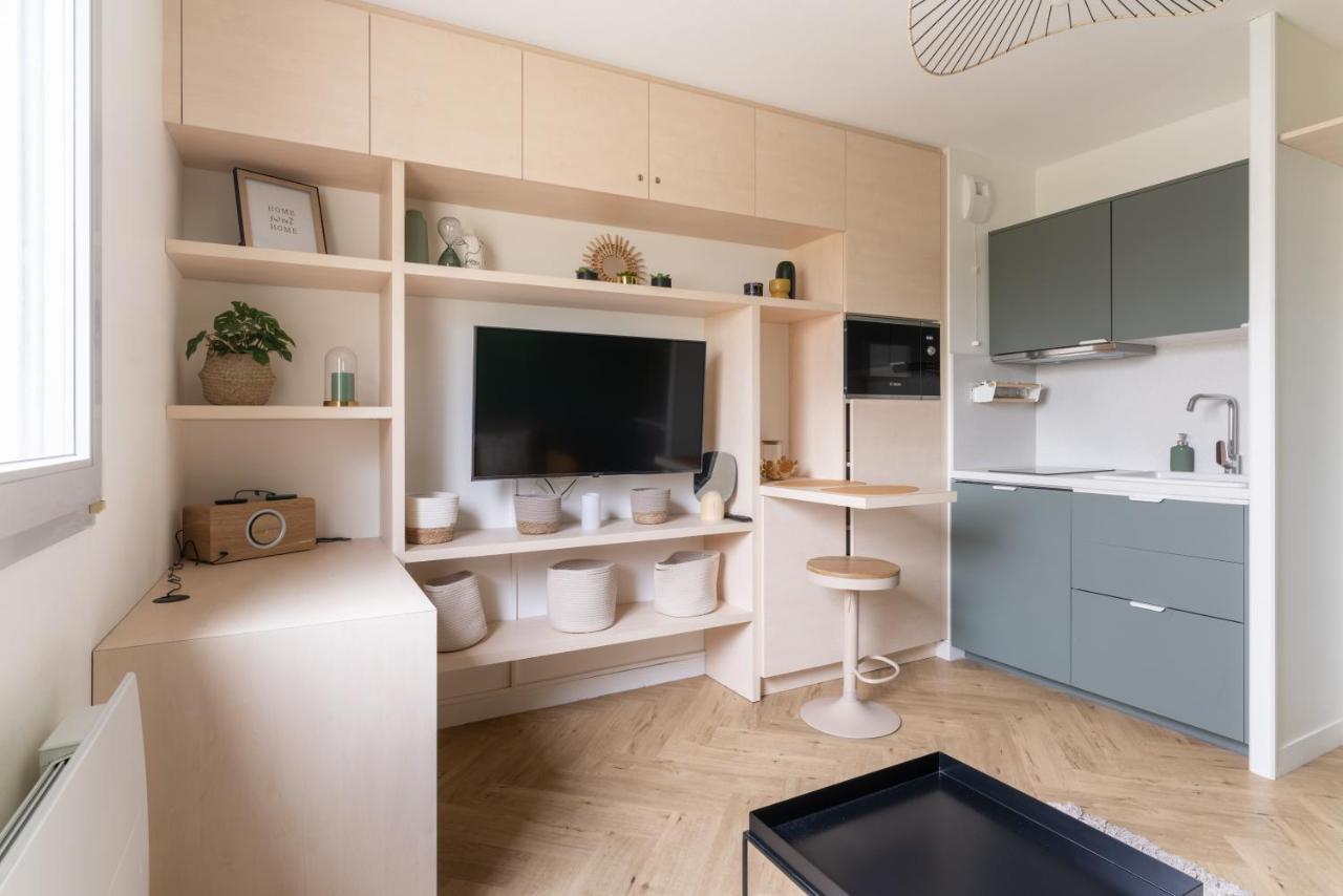 Studio Refait A Neuf Avec Parking En Bord De Loire Nantes Exterior foto